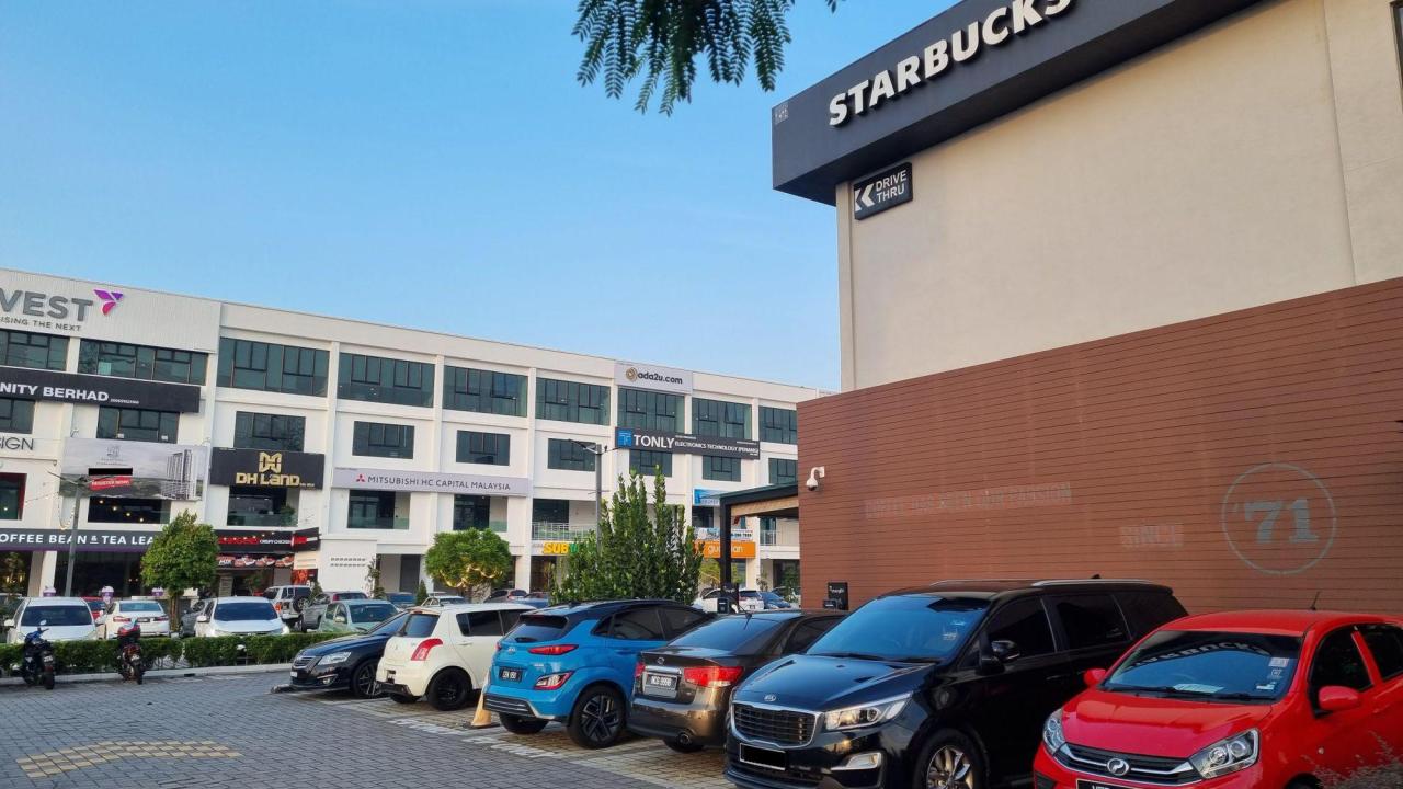 starbucks juru autocity