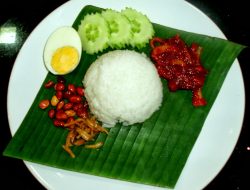 Nasi Lemak Kosong: Sajian Sederhana, Nikmatnya Luar Biasa