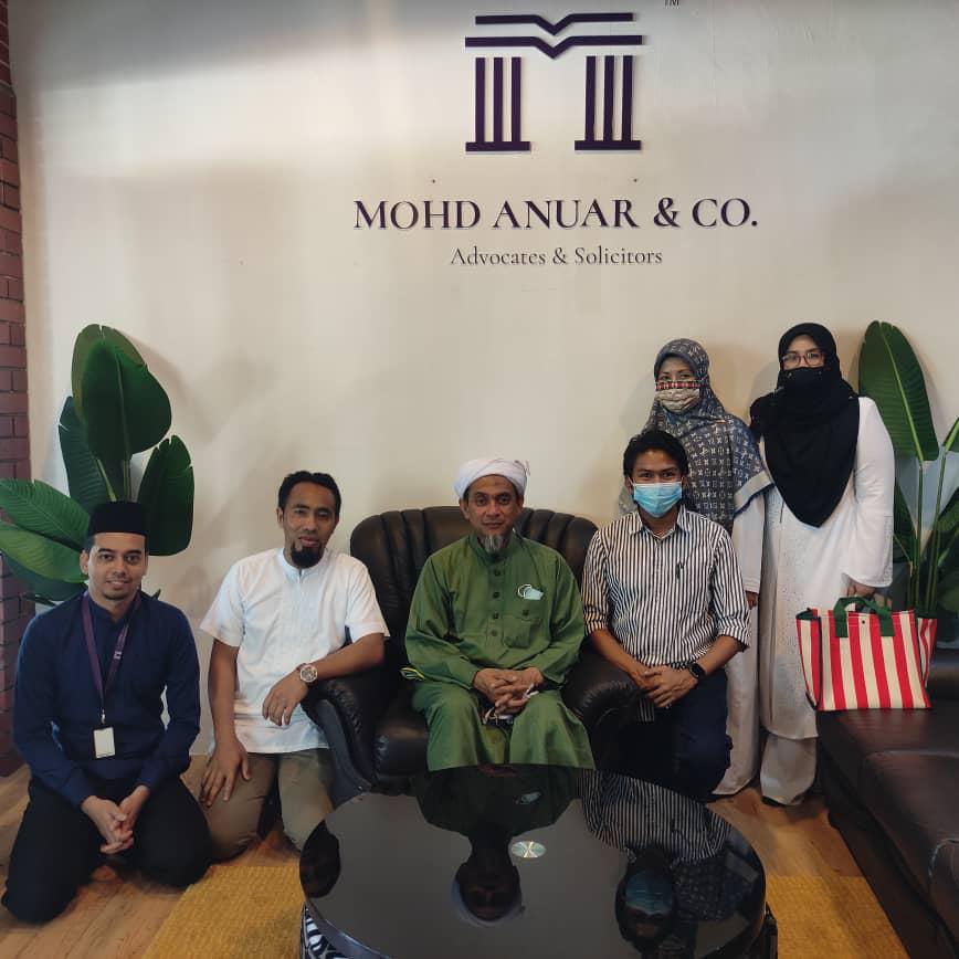 mohd anuar & co