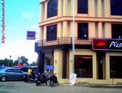 Pizza Hut Tanah Merah: Restoran Pizza Terbaik di Kawasan Ini